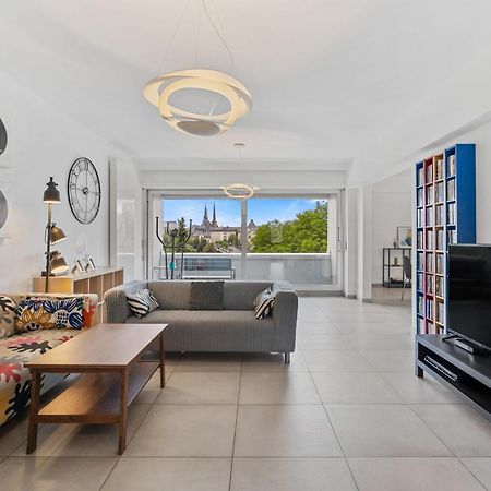 Central Lux 2Br Apt With City Views & Balcony لوكسمبورغ المظهر الخارجي الصورة