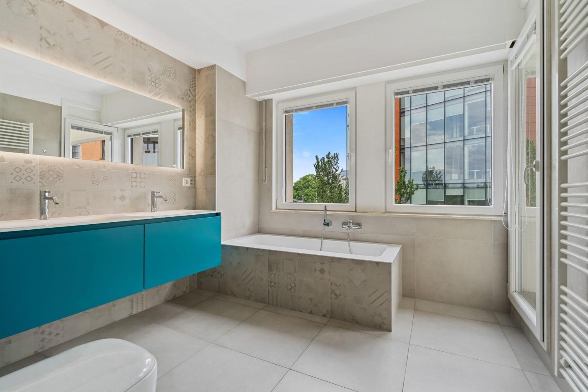 Central Lux 2Br Apt With City Views & Balcony لوكسمبورغ المظهر الخارجي الصورة