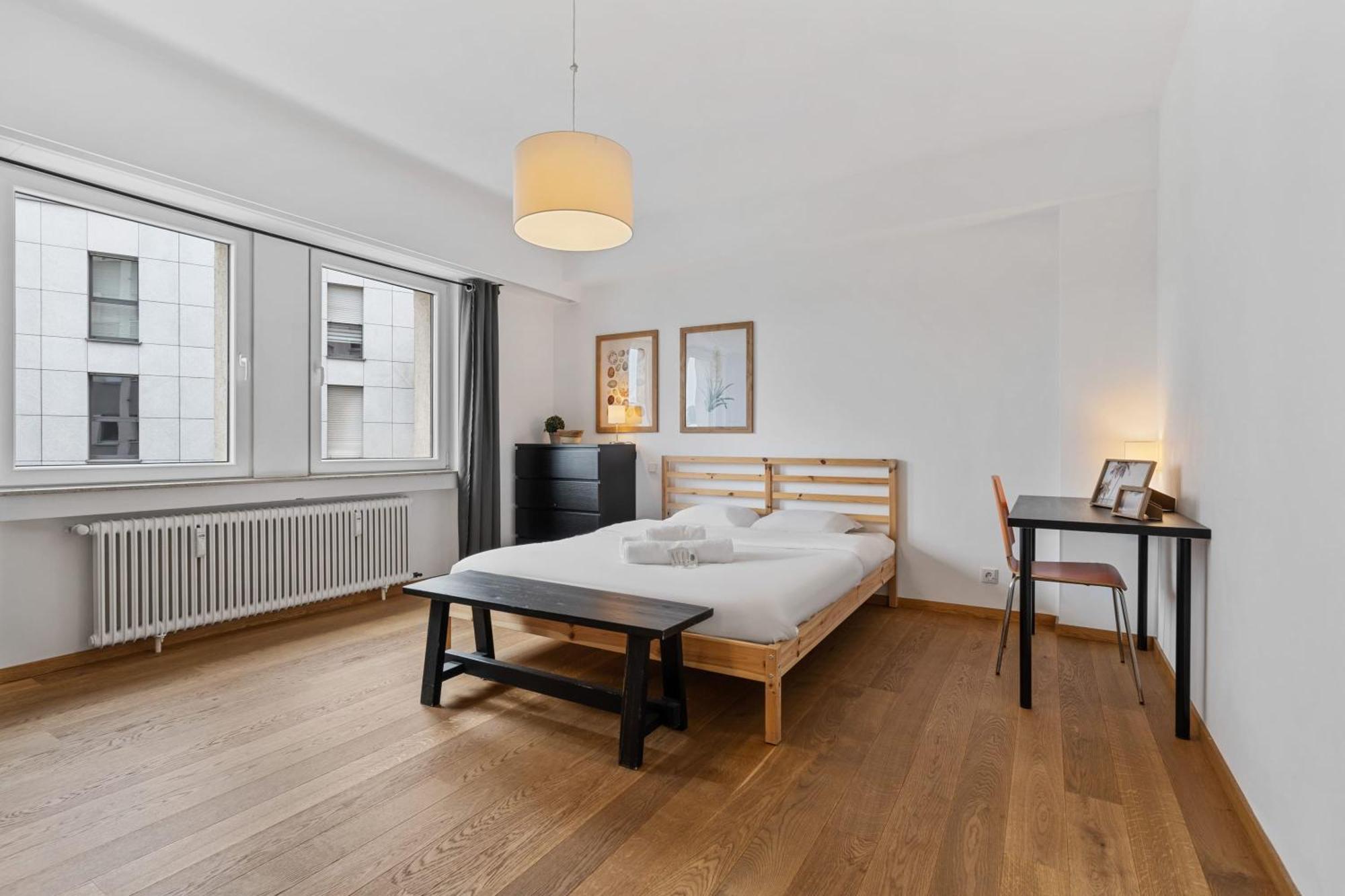 Central Lux 2Br Apt With City Views & Balcony لوكسمبورغ المظهر الخارجي الصورة