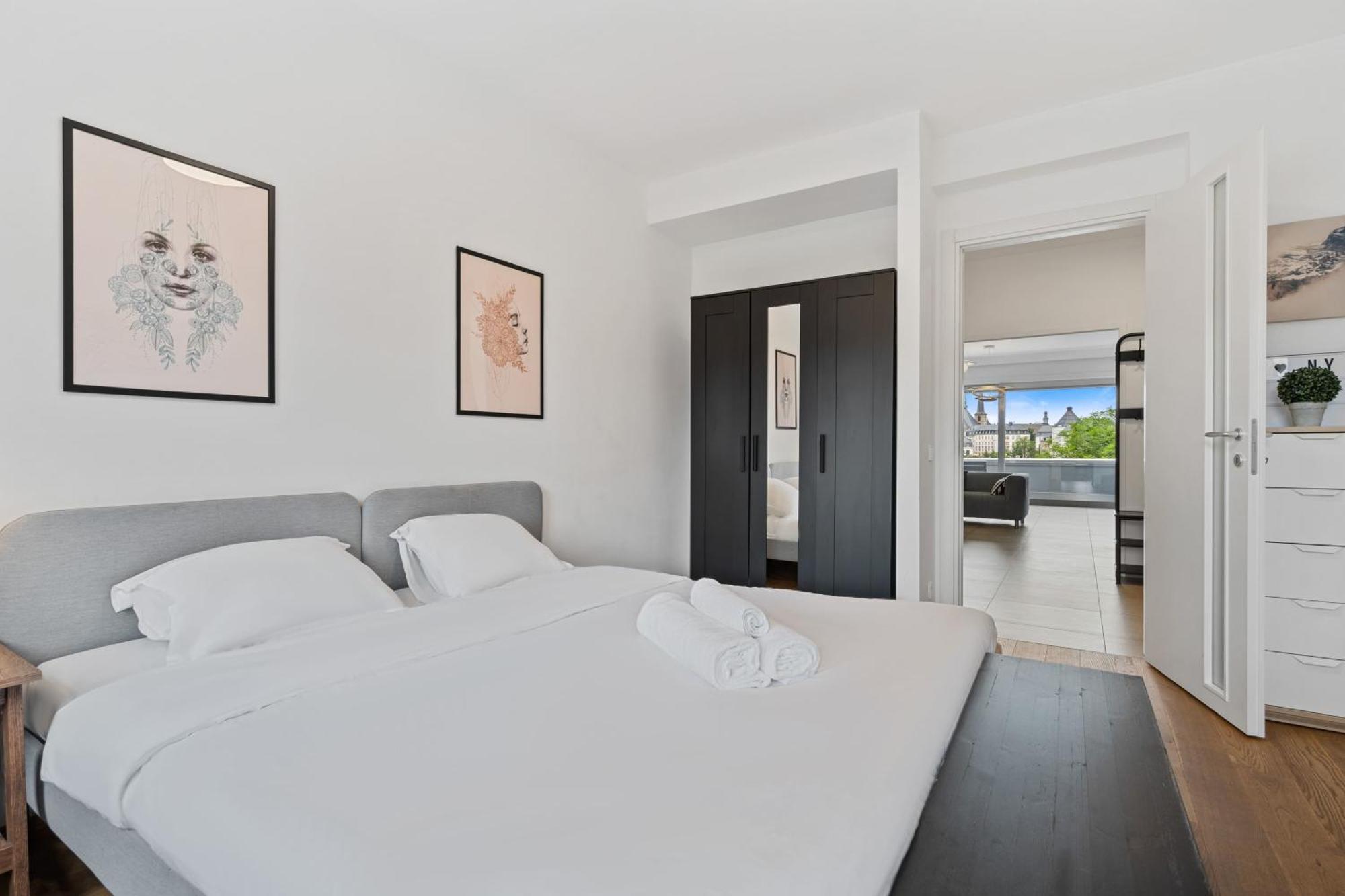 Central Lux 2Br Apt With City Views & Balcony لوكسمبورغ المظهر الخارجي الصورة